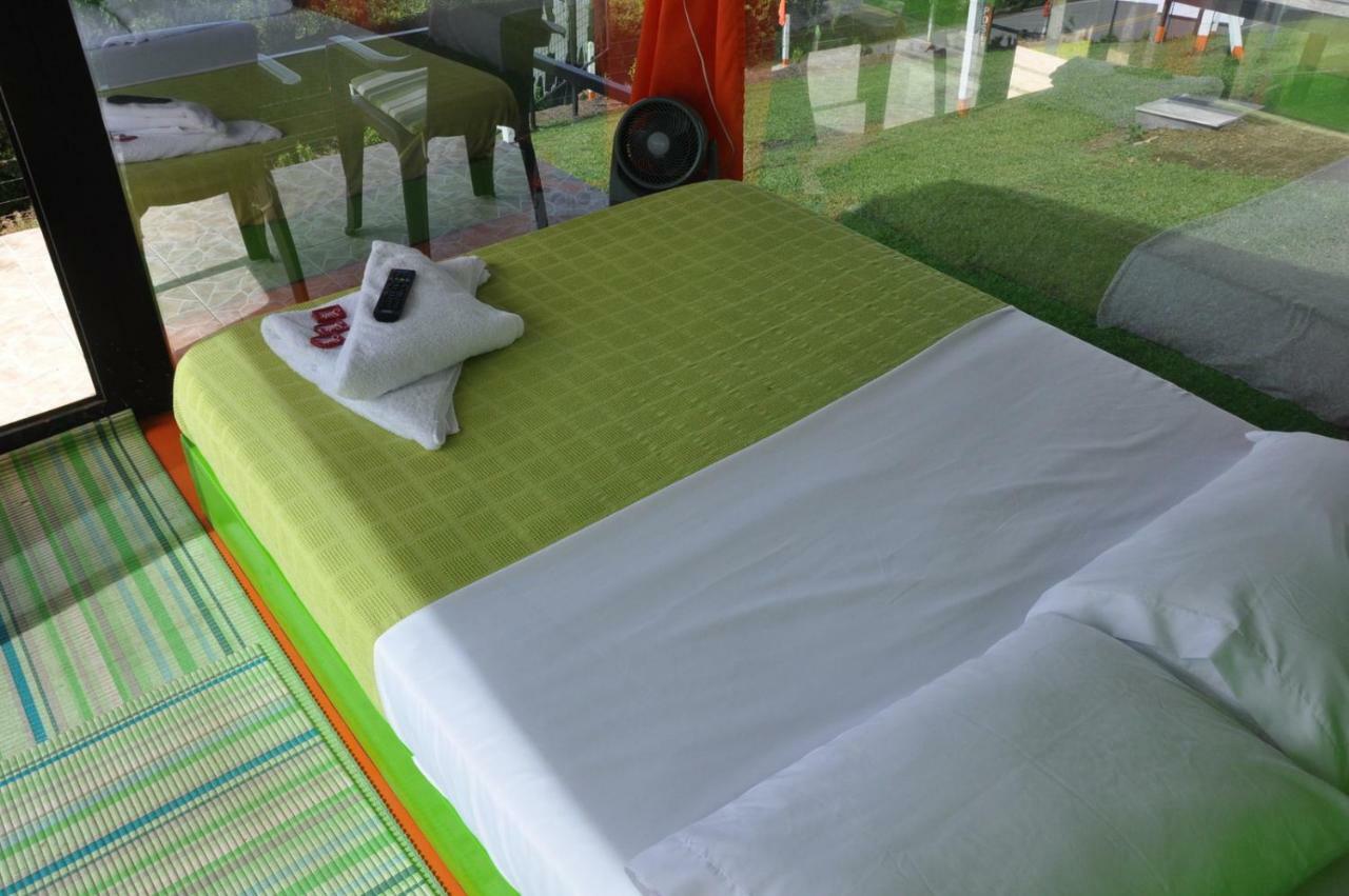 Glamping - Calochorno Hotel Alcala Exterior photo