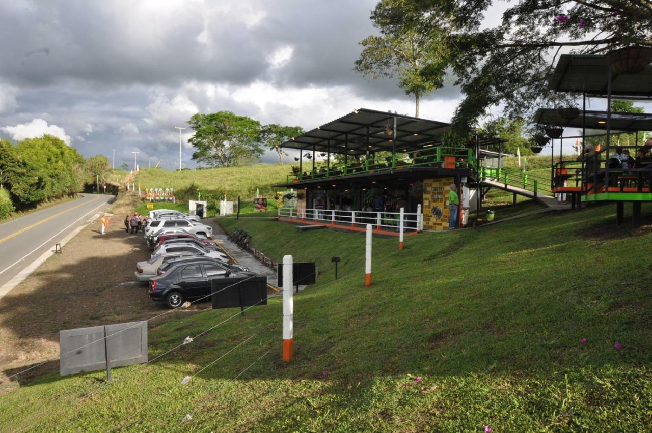 Glamping - Calochorno Hotel Alcala Exterior photo