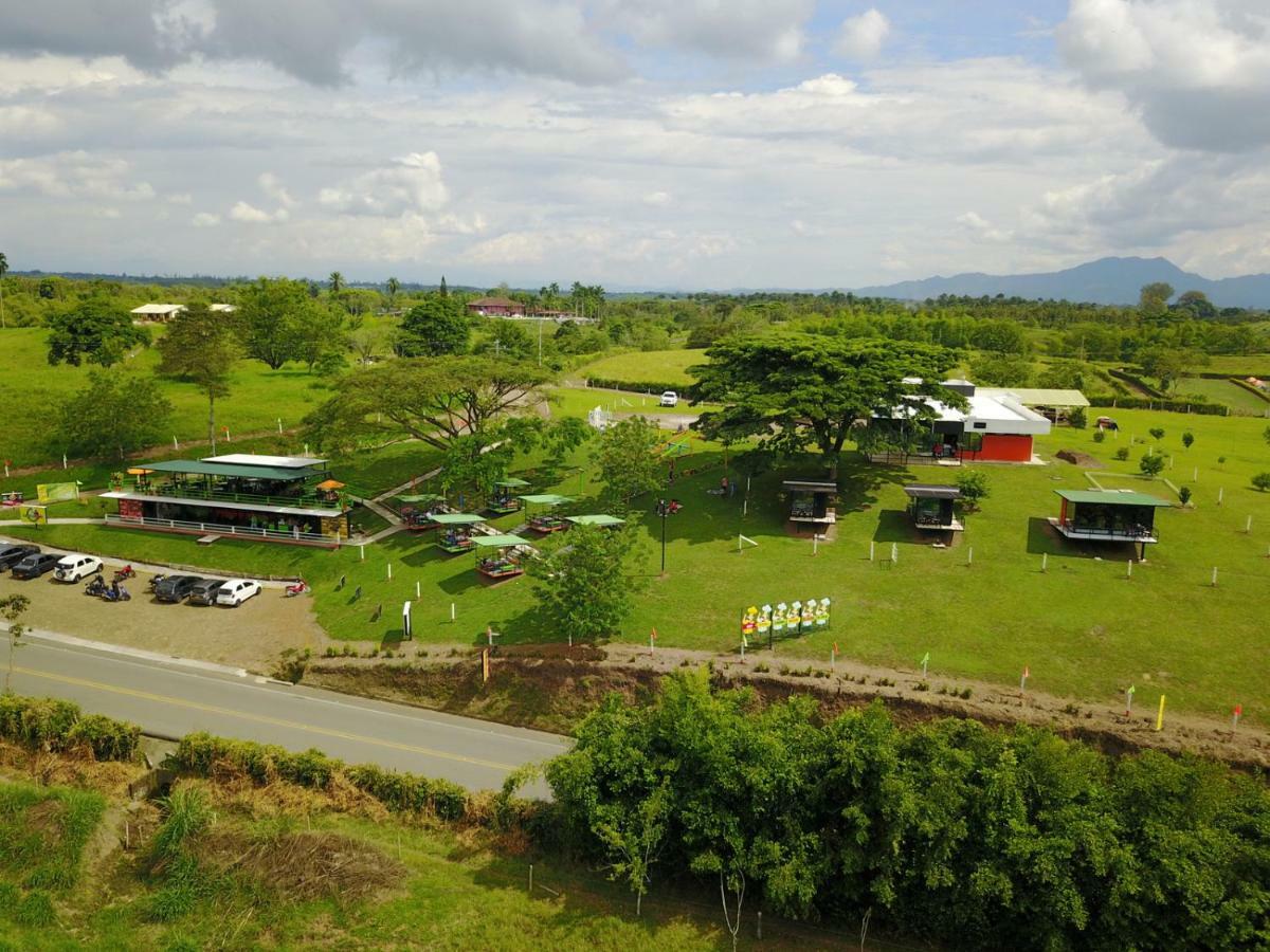 Glamping - Calochorno Hotel Alcala Exterior photo